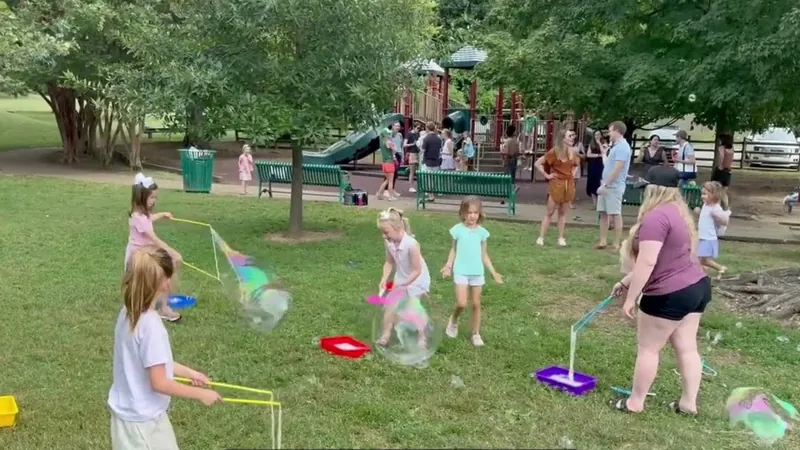 Bubble Party vs. Glow Bubble Party video